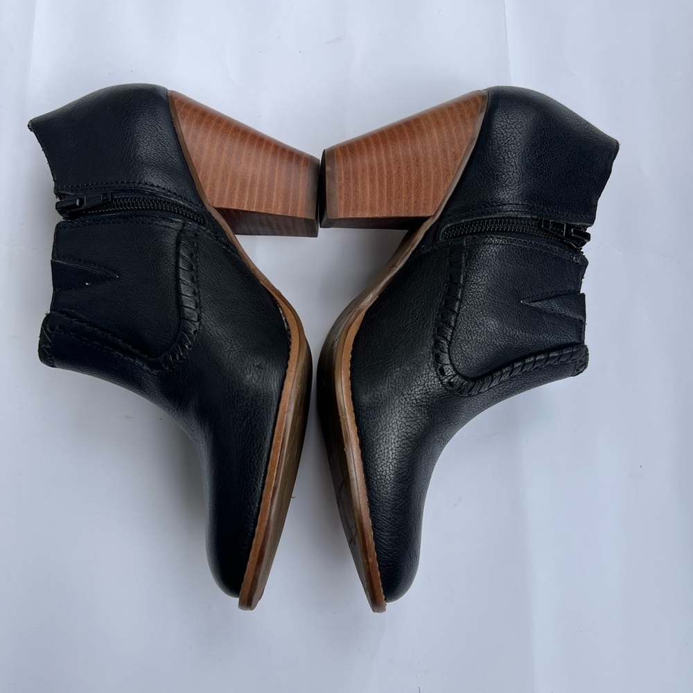 Jack Rogers Black Leather Ankle Booties with Brown Block Heel